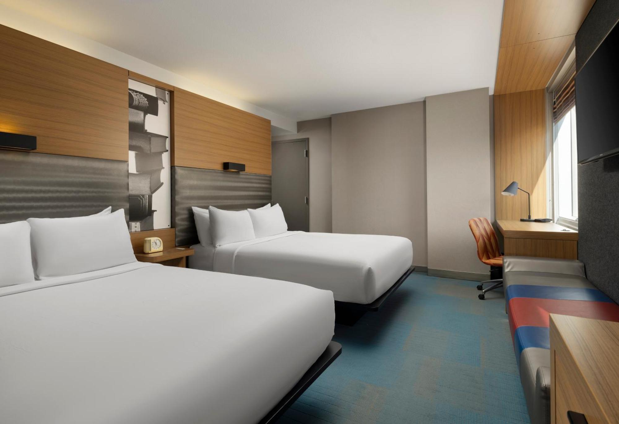 เอลอฟต์ ชิคาโก ดาวน์ทาวน์ ริเวอร์นอร์ท Hotel ภายนอก รูปภาพ