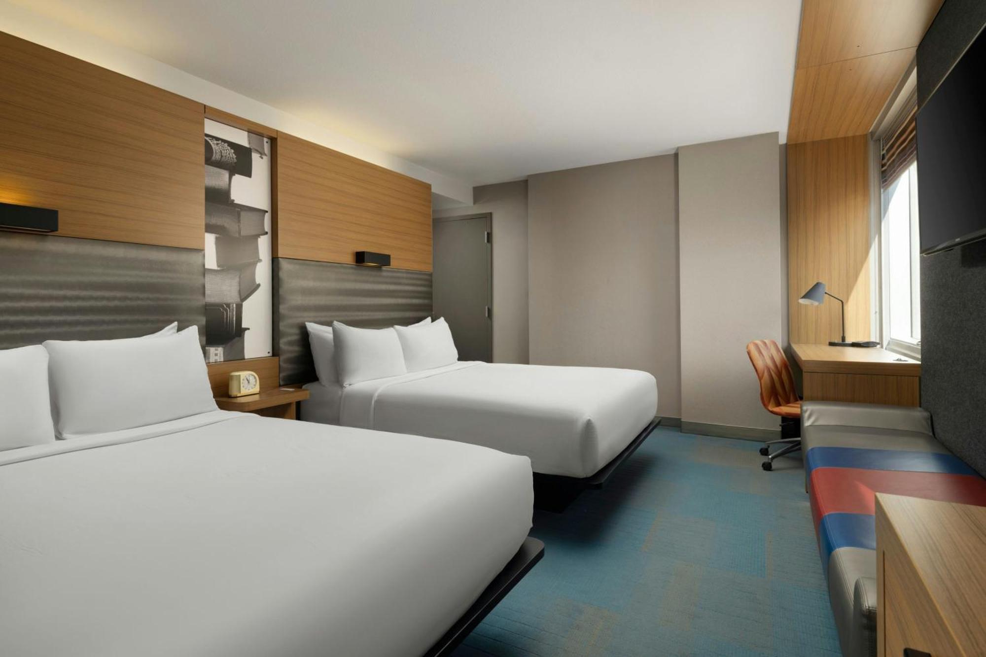 เอลอฟต์ ชิคาโก ดาวน์ทาวน์ ริเวอร์นอร์ท Hotel ภายนอก รูปภาพ